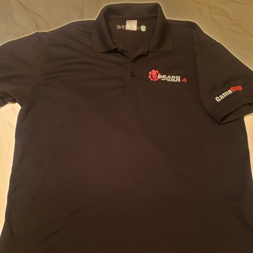 GameStop Gears of War Polo XL
